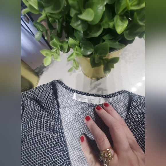 NWOT CONTEMPORAINE (SIMONS) Jolie robe cache-coeur à motifs légers - Picture 4 of 7